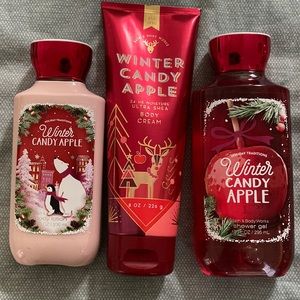 Bath and Body Works Winter Candy Apple Bath Set